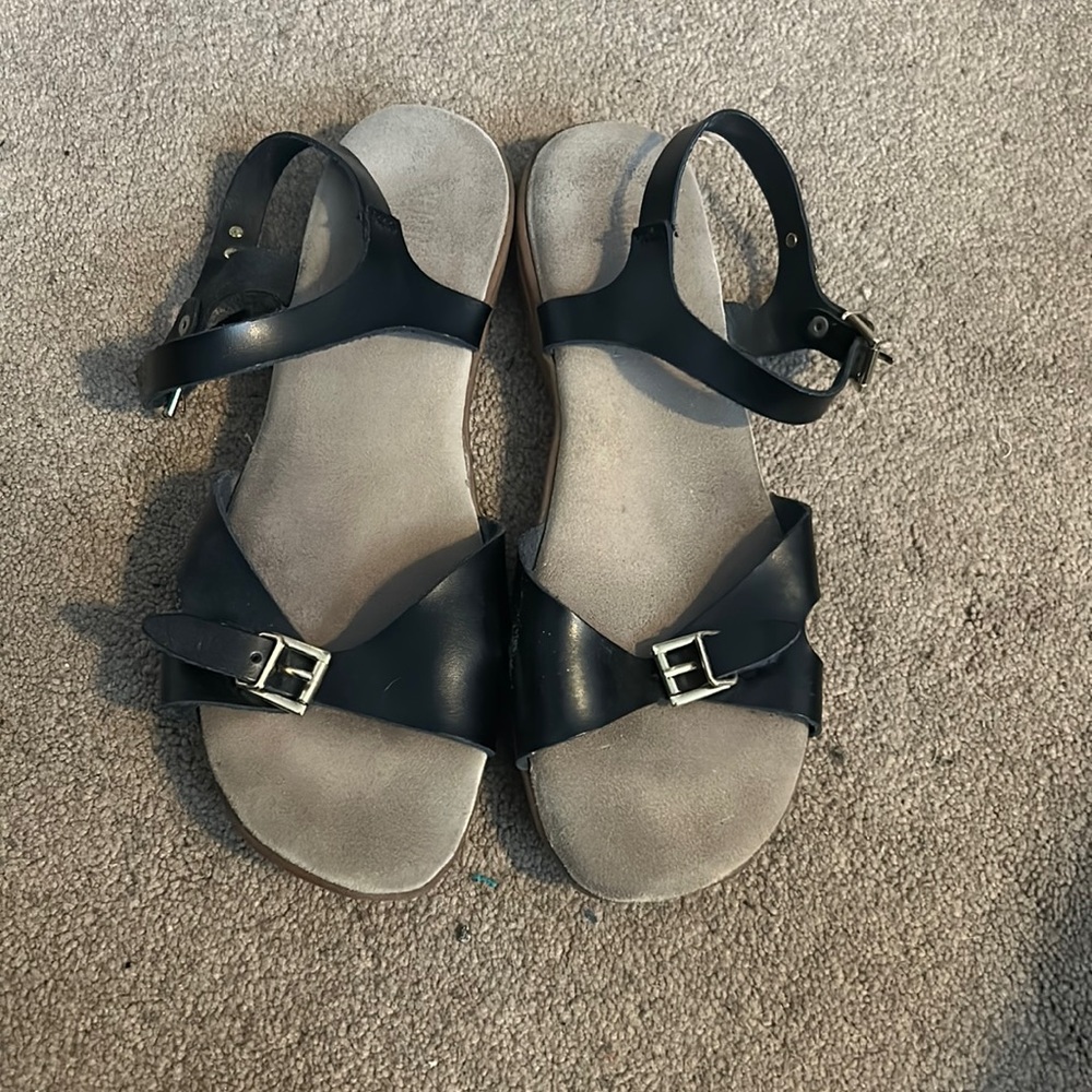 G.H. Bass & Co Sandals
